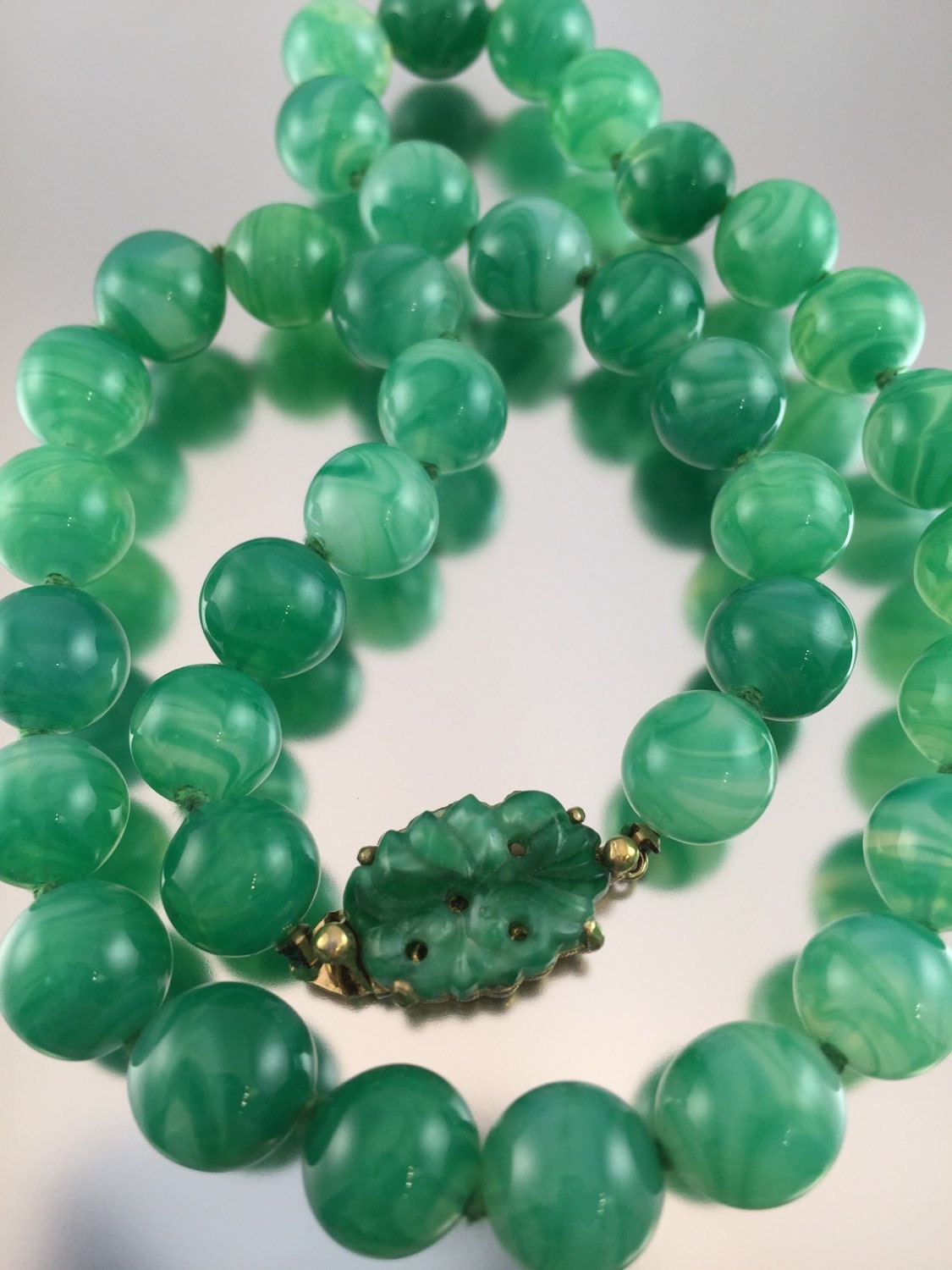 Ciner Peking Glass Jade Green Bead Necklace By Rhinestonebyrd