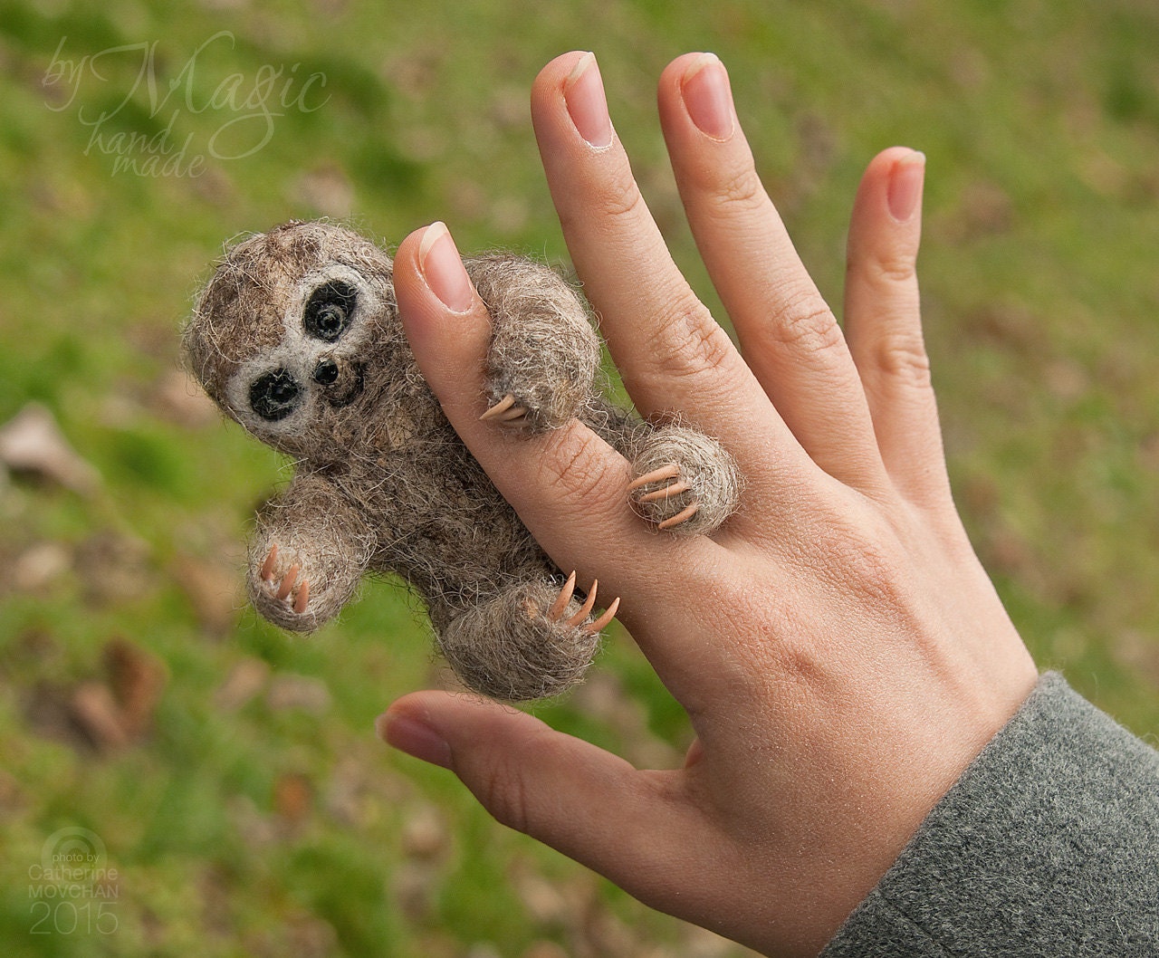 small sloth toy