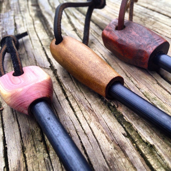 Wood handle ferrocerium rod