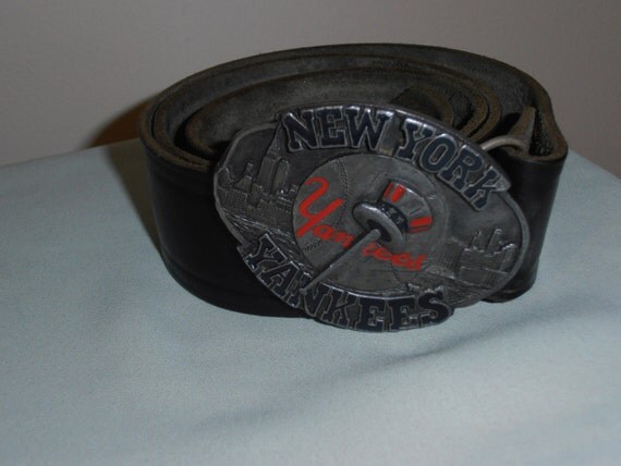 New York Yankees Belt Buckle and Leather Belt by inretrospectnow