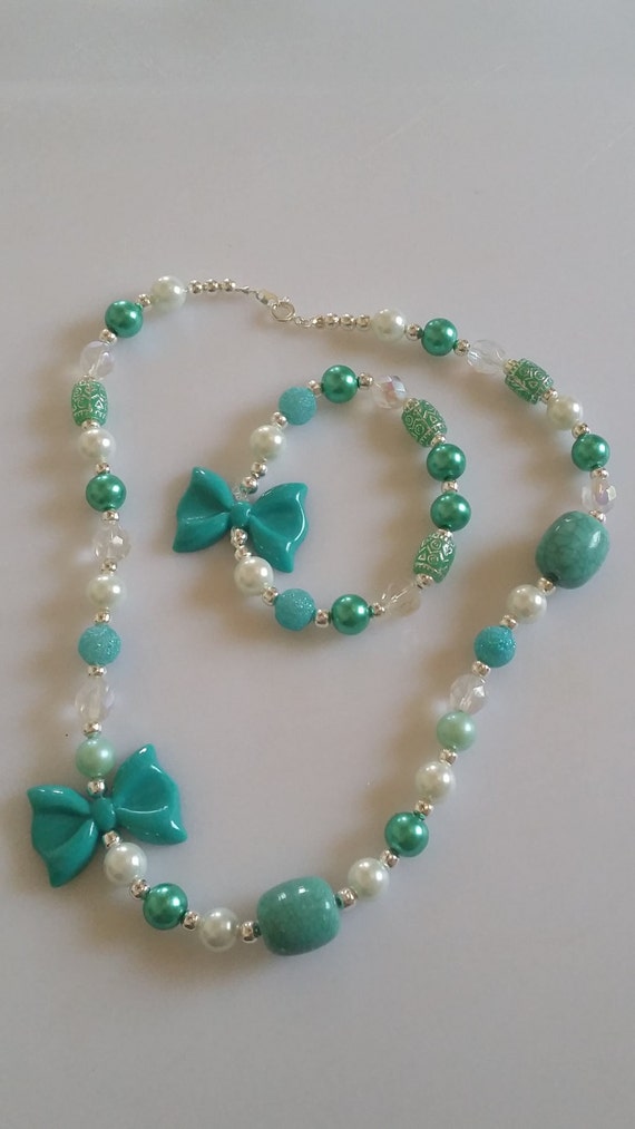 Girl Necklace Set by JosiesAccesories on Etsy