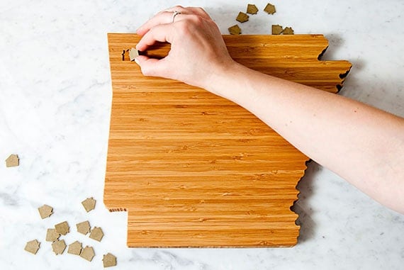 AHeirloom-cuttingboard