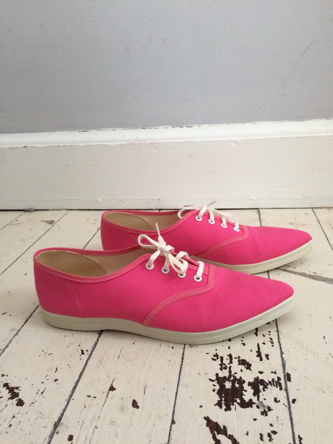 pink-shoes-tennis-shoes-1980s-sneakers-ponty-toe-shoes-flats-canvas