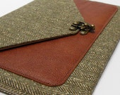 iPad Air case with leather pocket - green herringbone