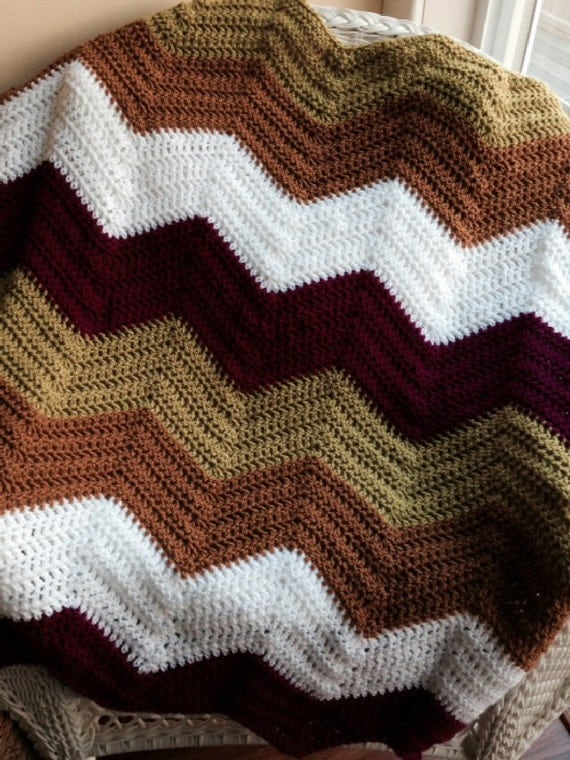 crochet knit BOLD chevron zig zag ripple baby toddler blanket