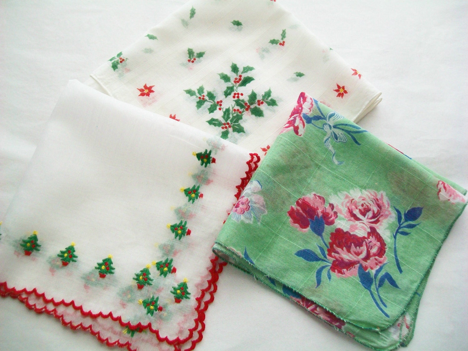 SALE 3 Vintage hankies handkerchiefs Christmas by BlueSkyLane