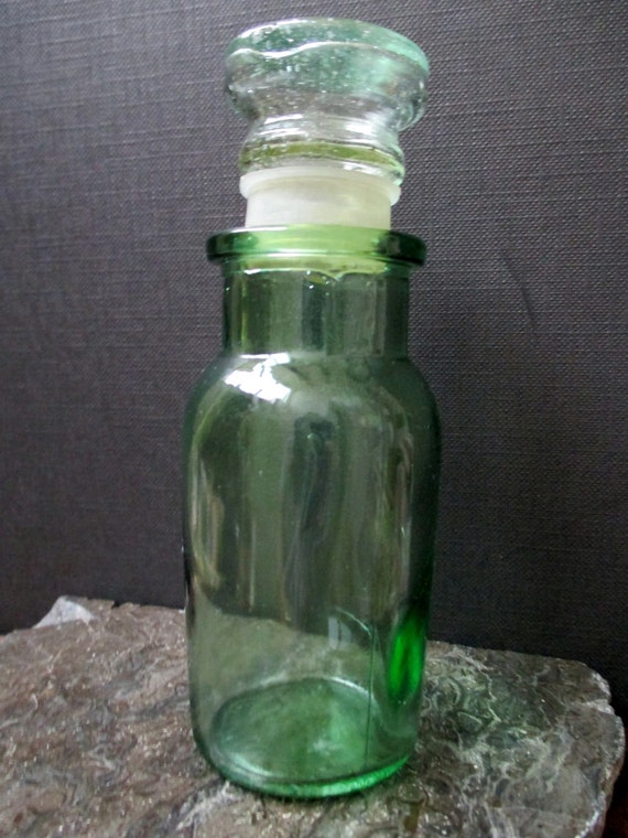 Green Glass Spice Bottle with stopper Vintage Spice Bottle