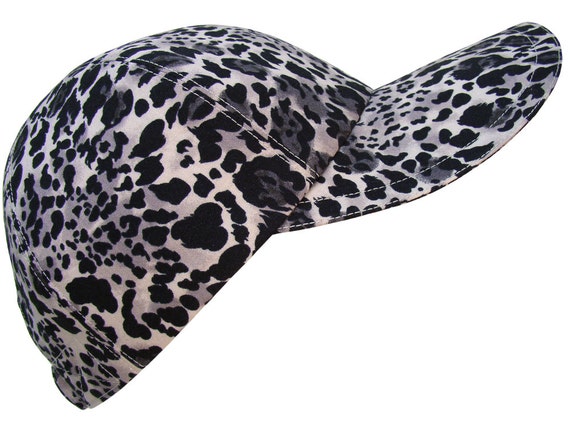 Alpha Cat - Classic Black White Silver Grey Gray Snow Leopard Jaguar animal skin print Ladies Baseball Cap Hat