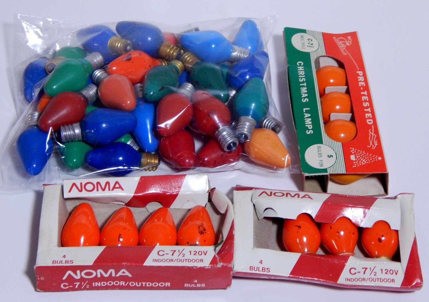 Huge Lot of Vintage Noma Christmas Lamps Lights Lightbulbs