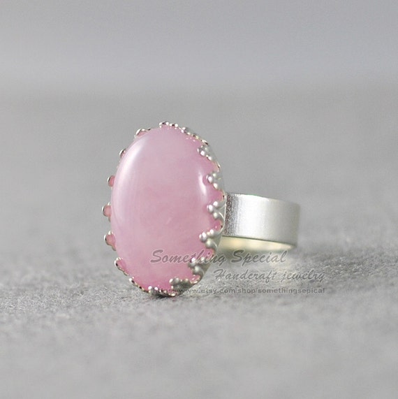 Rose quartz ring Pink quartz ring Natural by somethingsepical