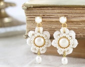 Flower Lace with Pearl Earring , Gold plated Lace Earring , Bridal Earrings , Romantic Lace Earrings and White Swarovski Pearls