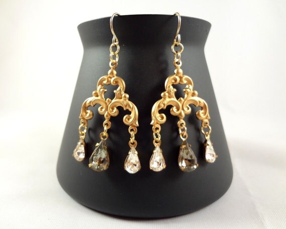 etsy Vintage vintage Clear  Chandelier and Gold   earrings Earrings  Black Diamond  chandelier Stone