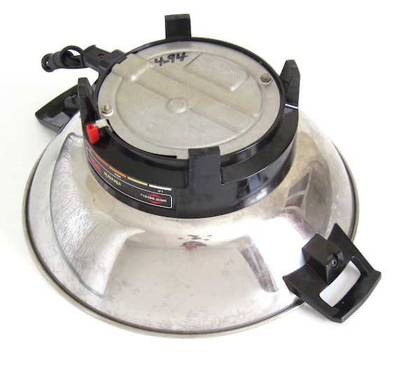 West Bend Wok 80006 Stainless Steel Electric by LaurasLastDitch