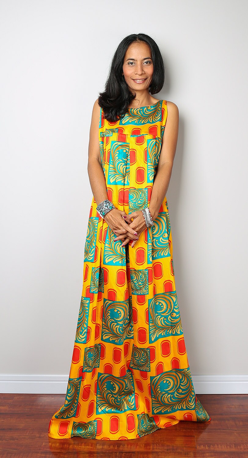 Sleeveless Dress Funky African Print Dress : Happy Holiday