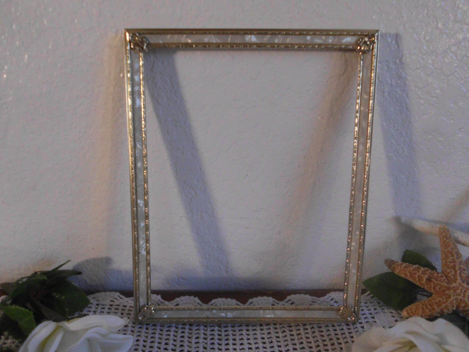 Vintage Gold Metal Picture Frame 8 x 10 Photo Decoration