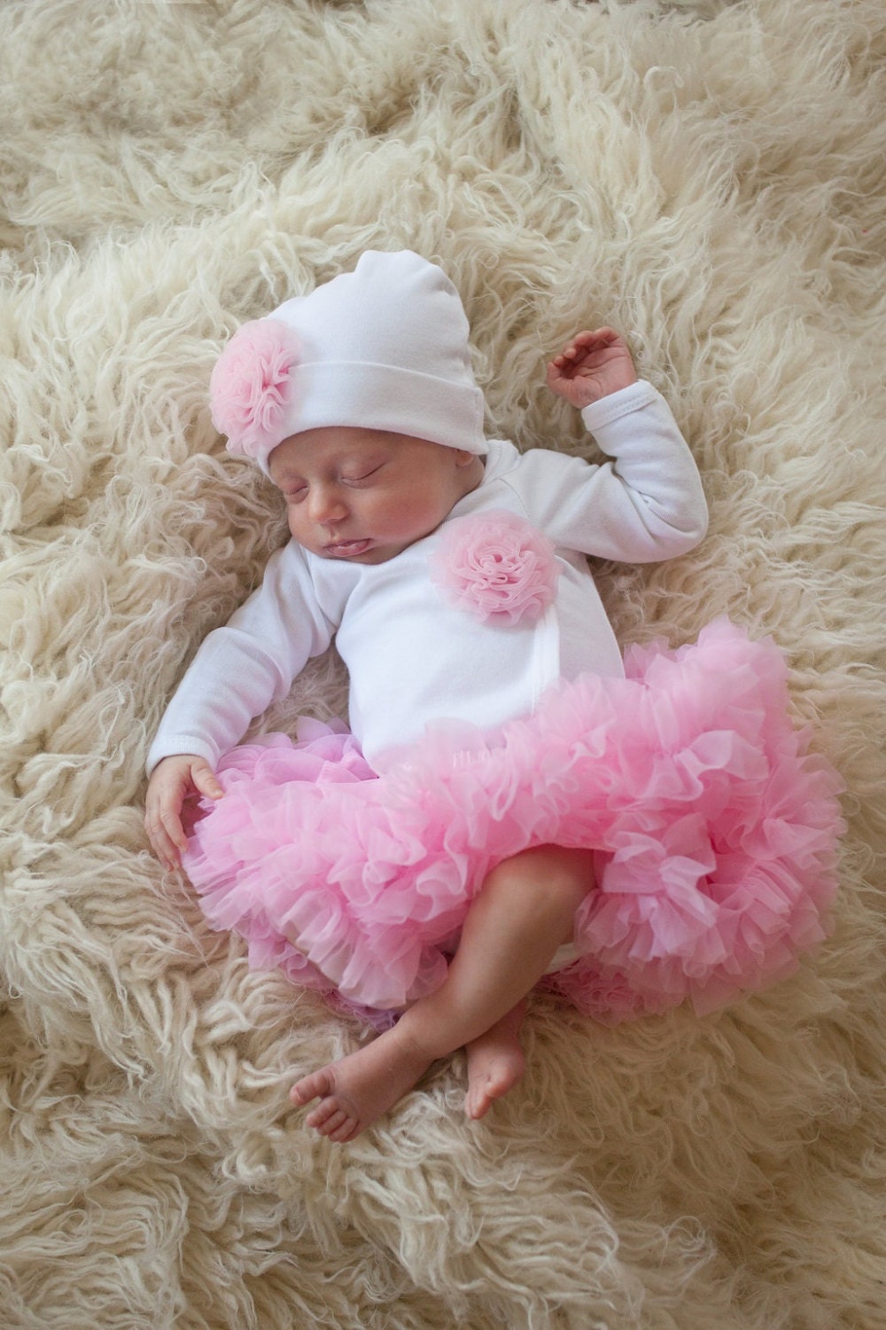 white newborn take home outfit