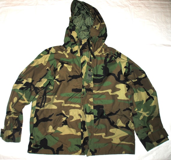 US Army Issue ECWCS Gore tex Woodland Camouflage Cold