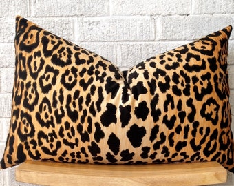 Velvet Cheetah Pillow Cover - rectangular lumbar leopard black gold animal print