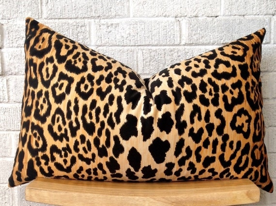 Velvet Cheetah Pillow Cover rectangular lumbar leopard black