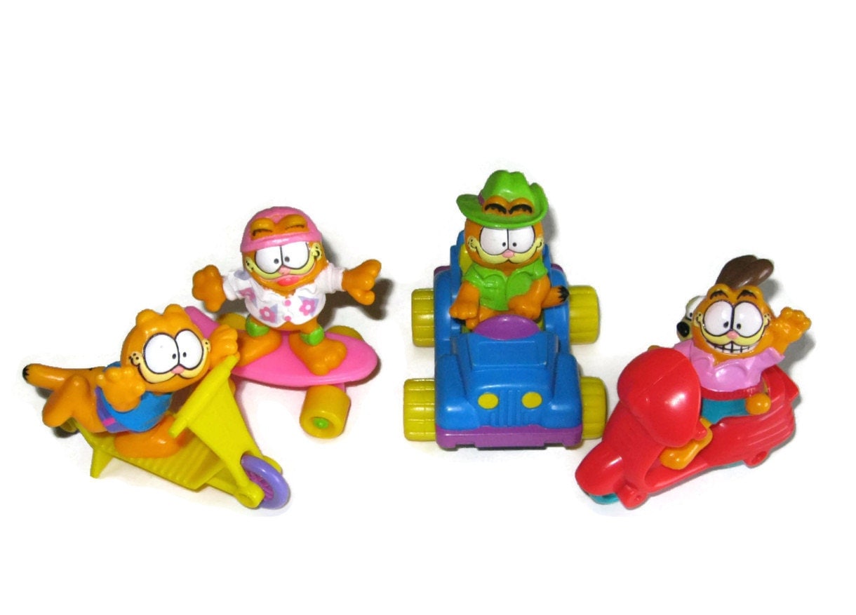 Mcdonalds Toys Garfield Odie Characters By Experiencedfindings