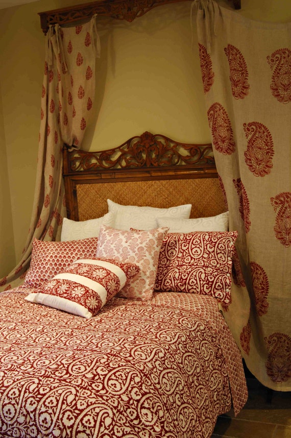 Queen Jaipur Quilt with 2 Standard Shams