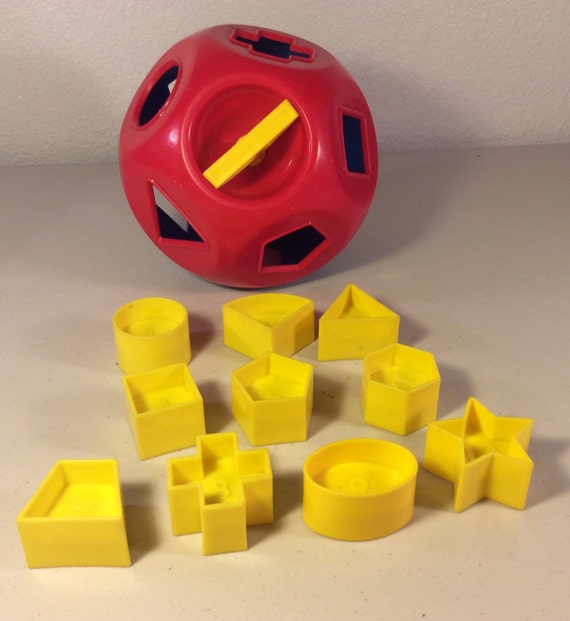 Vintage Tupperware Shape O Ball Shape Sorter Toy