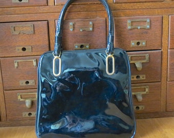 black patent leather purse 60s top open snap closure black handbag