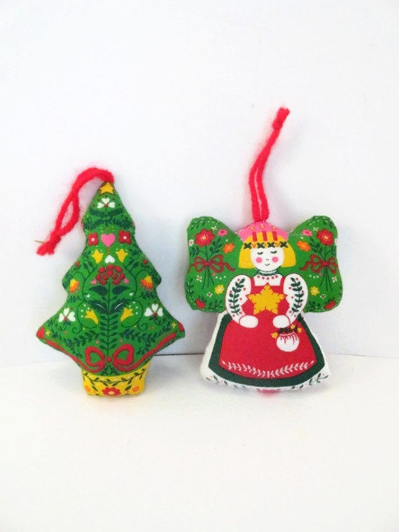 vintage stuffed fabric christmas ornaments by vintage stuffed fabric christmas ornaments by