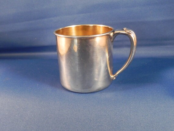 vintage Baby/Child oneida Vintage LTD. Oneida Silver baby  Makers Cup Plated  Community by  cup
