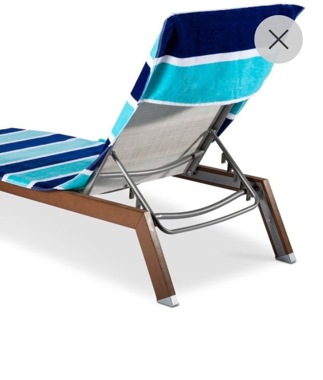 Modern Covered Beach Chair for Simple Design