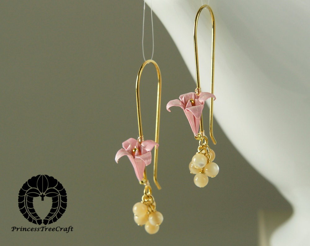 Origami Jewelry Origami Lily Earrings Strawberry Ice pink