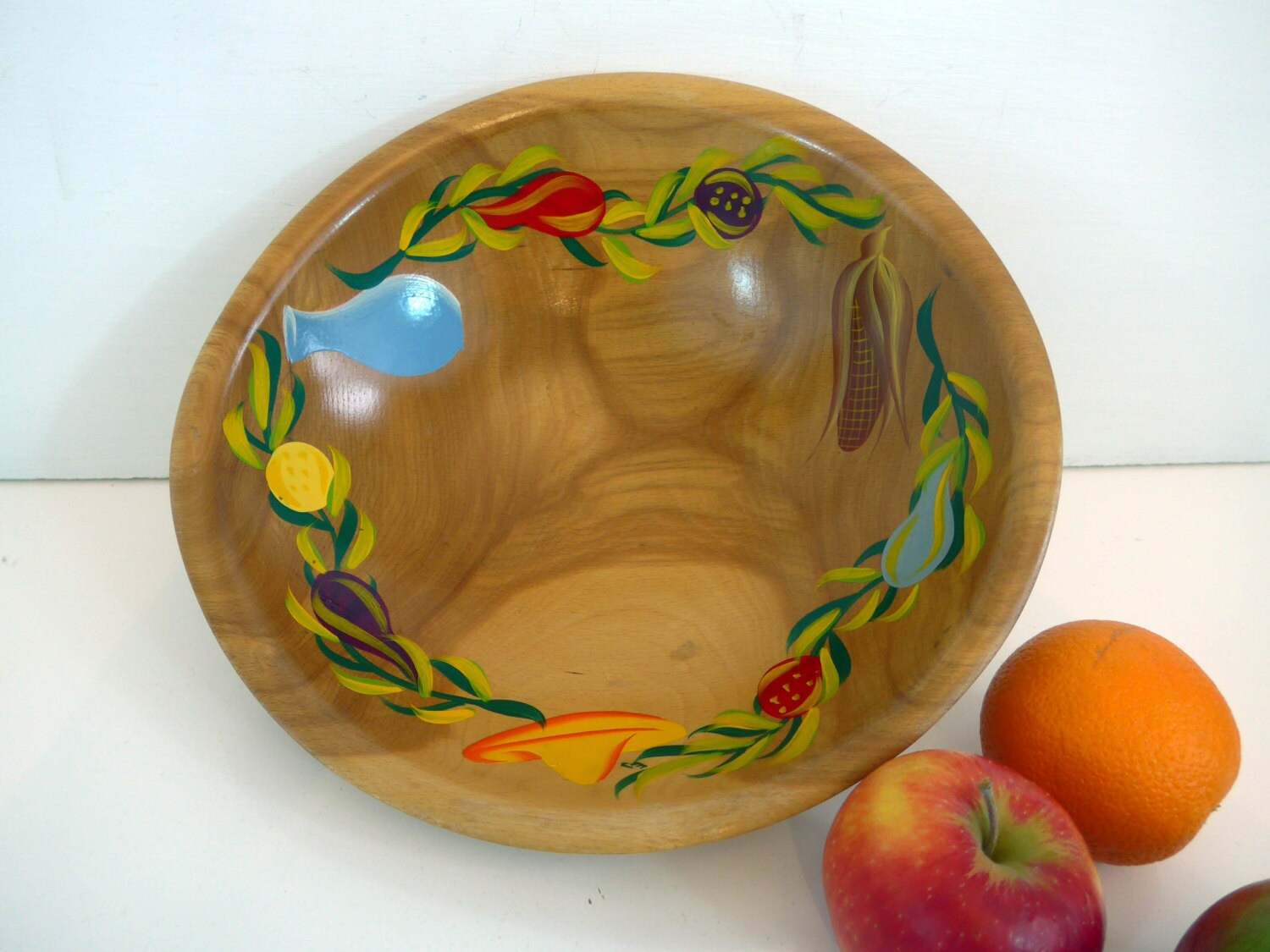 Vintage Handpainted Wood Fruit Bowl White Studios Round Colorful Wood