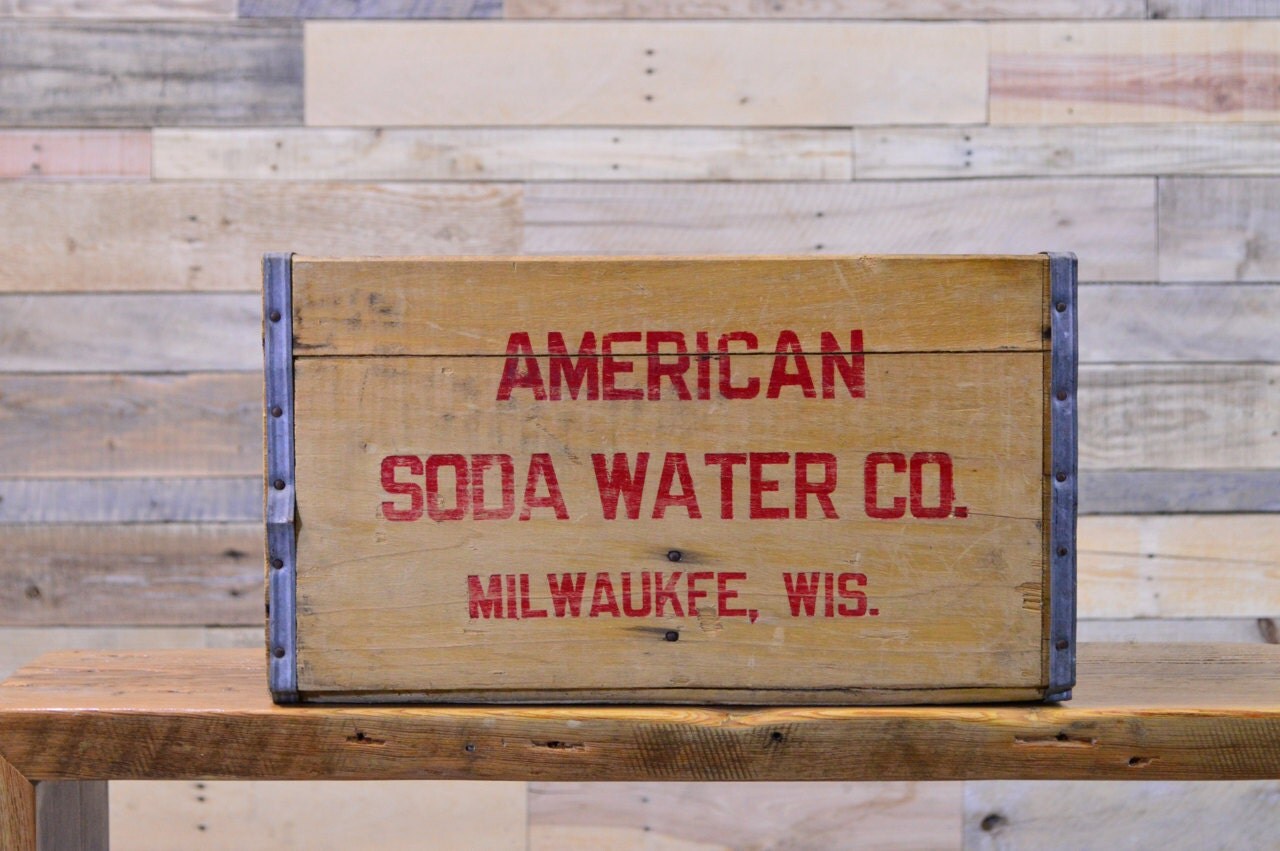 Vintage American Soda Water Wood Crate Milwaukee Wisconsin