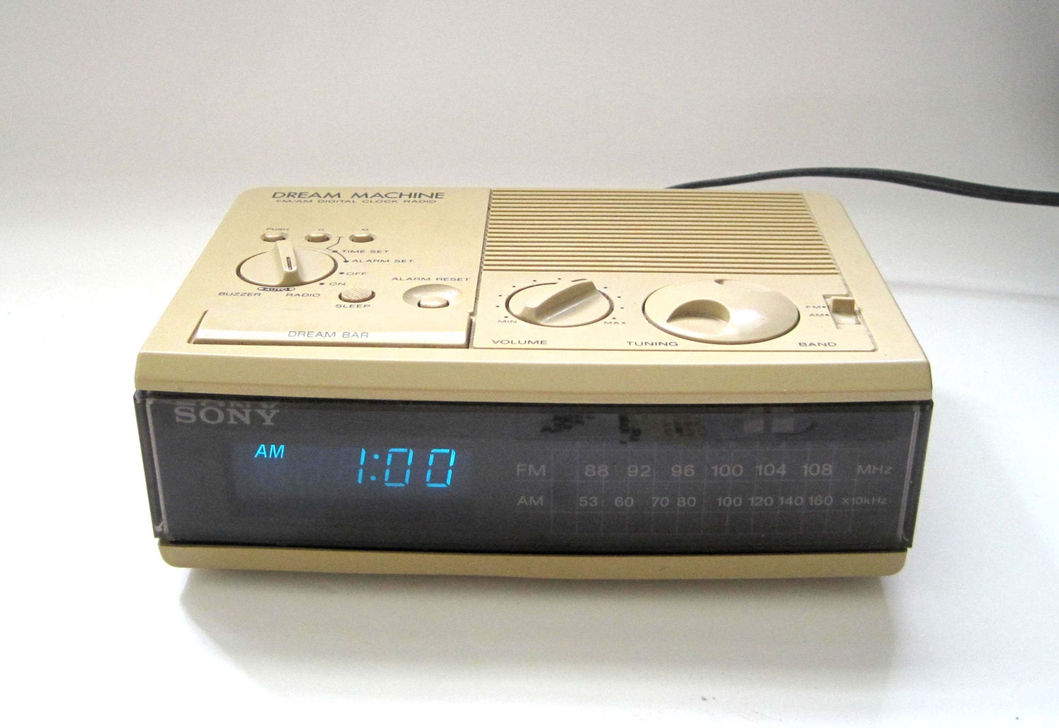 Vintage Sony Dream Machine Digital Clock Radio Fmam Alarm 7983