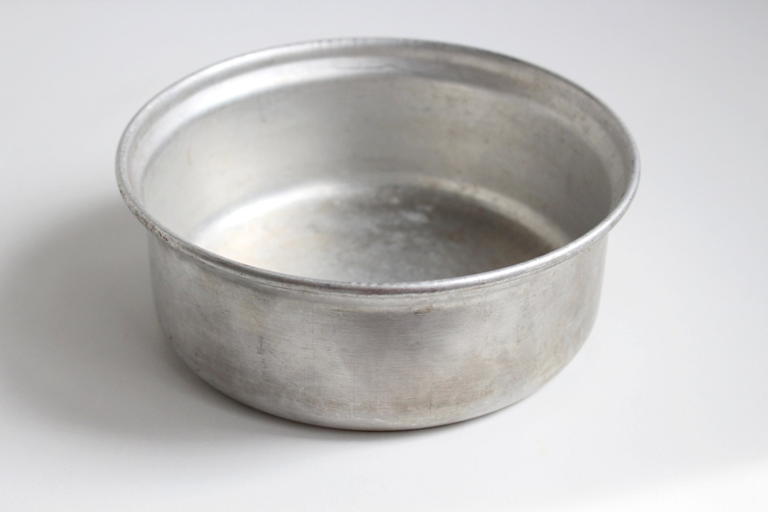 Tin bowls Your product will be shipped to its final destination to arrive in 2 business days or faster. If your order is placed before the 11 a.m. PST cutoff time, then it will ship that day and arrive 2 business days later.