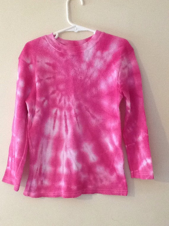 Girls size 5T pink and white tie dye long sleeve shirt.