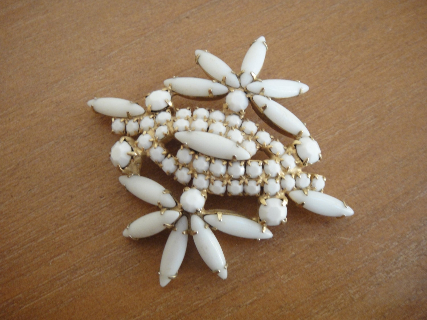 Vintage milk glass brooch large vintage white by OOAKstuff