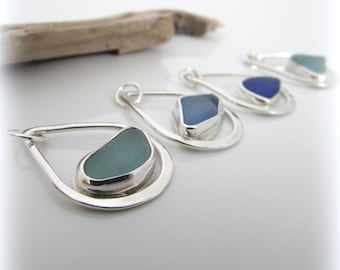 Sea glass necklace. Sterling silver necklace. Maine jewelry. Sea Glass Pendant. Sea glass jewelry. Bezel sea glass. Beach glass jewelry.