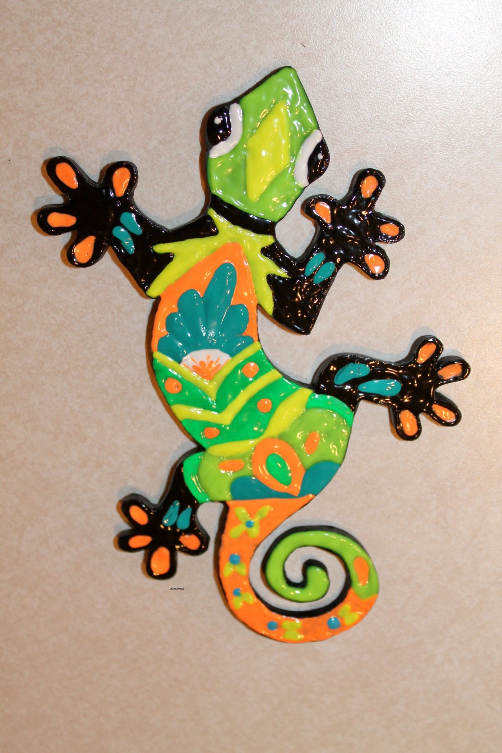 Gecko wall hanging puffy paint gift decor by RebelsPlace on Etsy