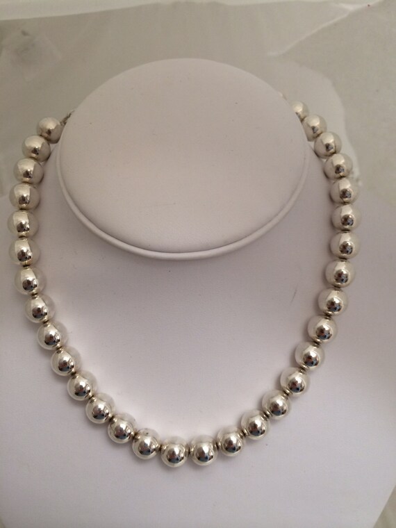 Stunning Sterling Silver 925 Vintage round Ball Bead Necklace