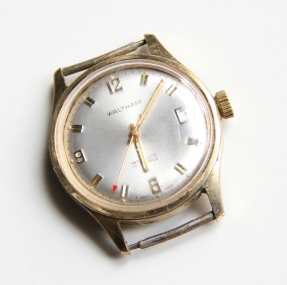 Vintage Classic Waltham Men's Wristwatch by internationalcorner