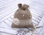 Set of 5 Burlap Wedding Favor Bags, Shabby Chic, Gift Bags, Wedding Favor Bag, Party Favor, Rustic Wedding, Bridesmaid Gift, Hessian Bag