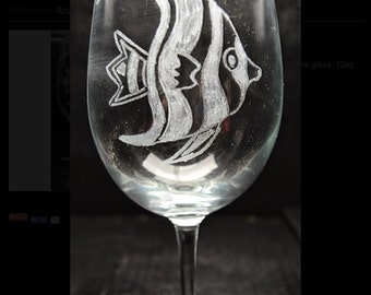 Angel fish custom hand etched wine glass, hand etched wine glass, fish wind glass, aquarium wine glass, unique hand made gift, fish gift