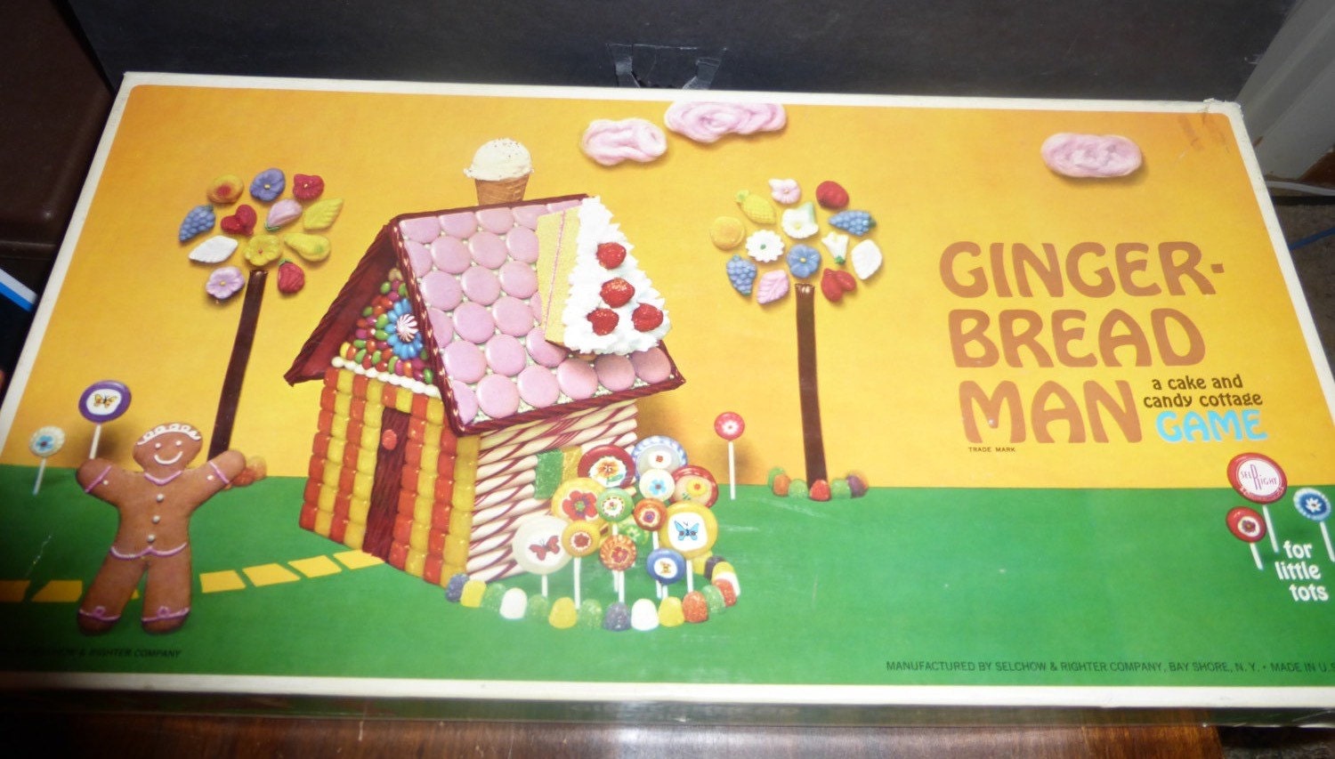Board Game Gingerbread Man COMPLETE Vintage Retro Toy Game.