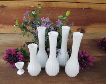 Beautiful Vintage White Milkglass Bud Vase Set