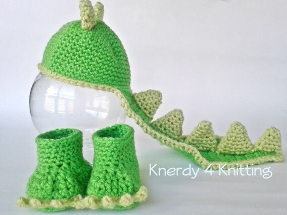 crochet dinosaur hat with tail and booties newborn dinosaur