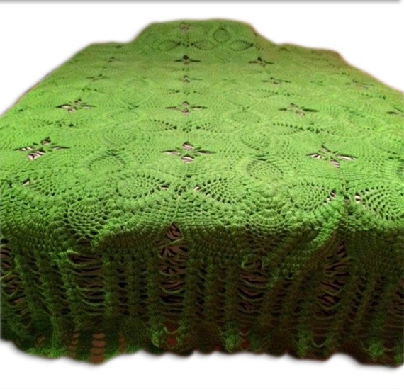 Hand made bed cover by NandJCrochet on Etsy