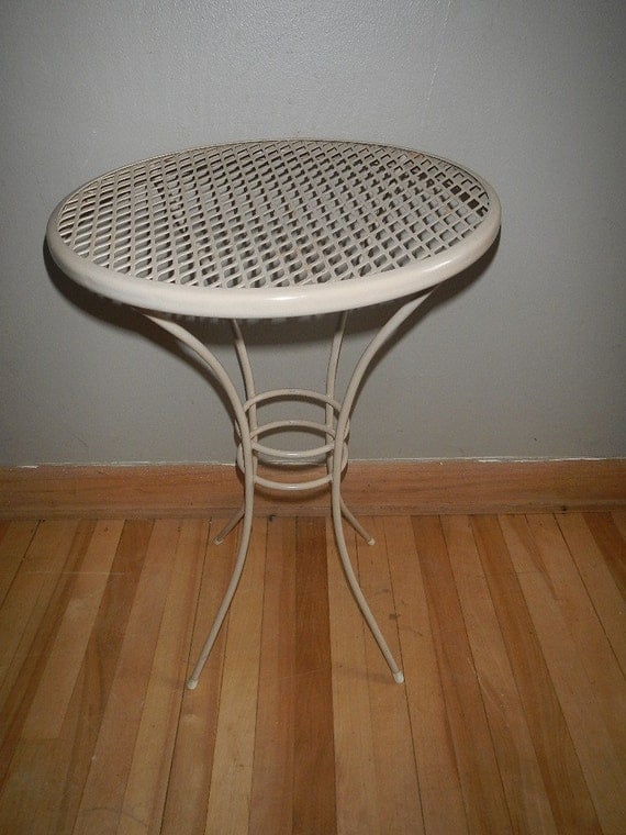 Vintage Small Round Metal Patio Table Side End by NeatVintageItems