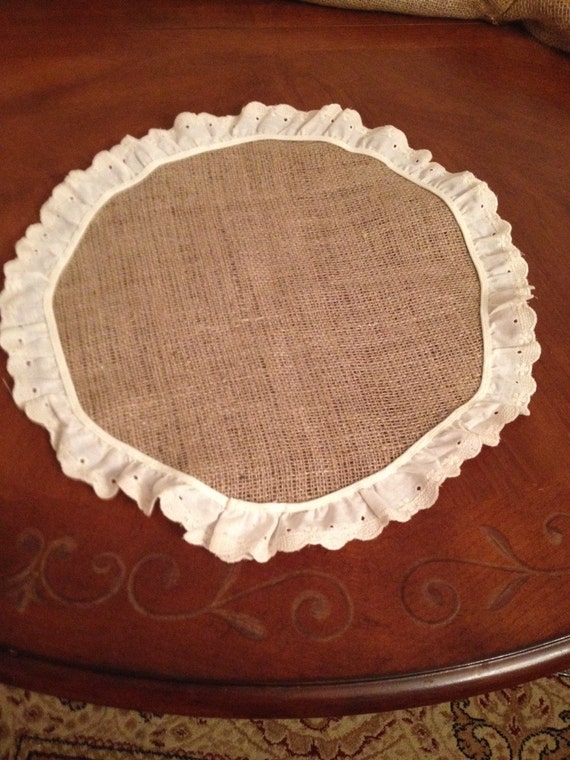 4 Natural burlap round placemat with eyelet trim