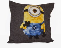 despicable me minion pillow pet